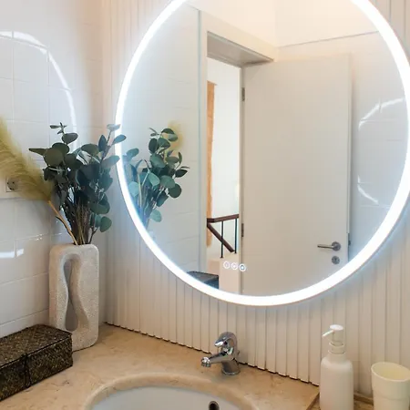 Luxury Ocean View House - *